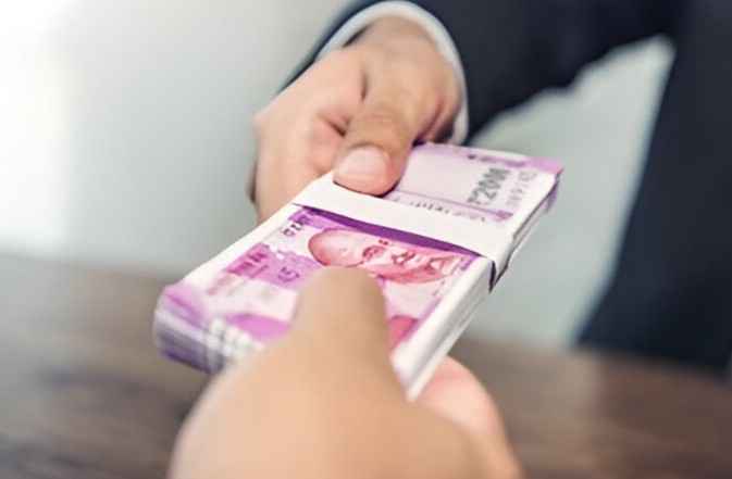 A clear piggy bank, symbolizing financial transparency and no hidden fees